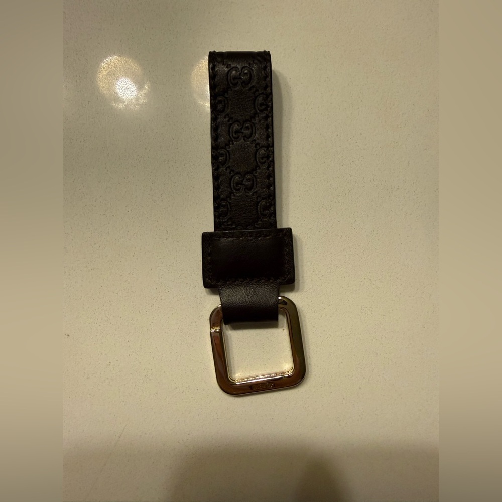 Gucci Black Embossed Leather Key Holder
